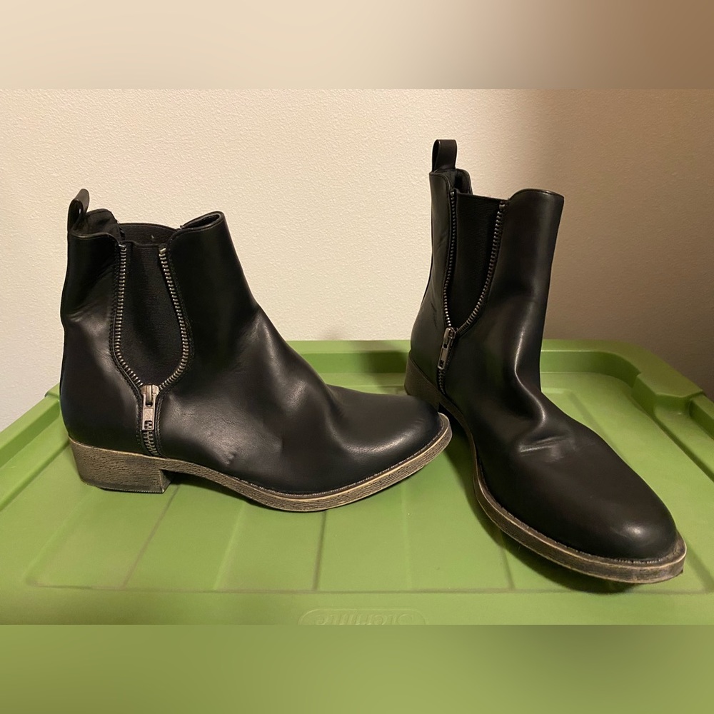 Black dress boots, size 9